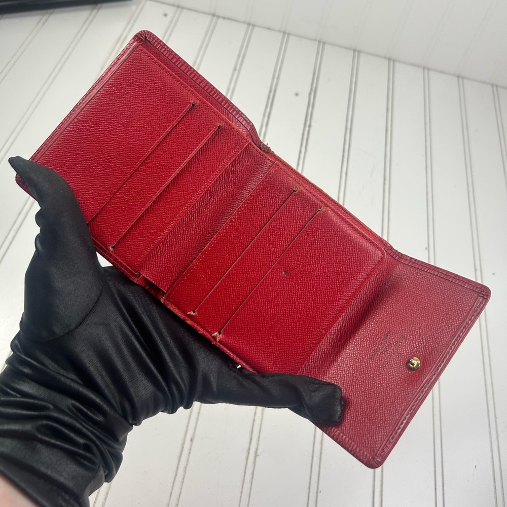 Louis Vuitton Vintage Red Epi Elise Wallet - Picture 4 of 11